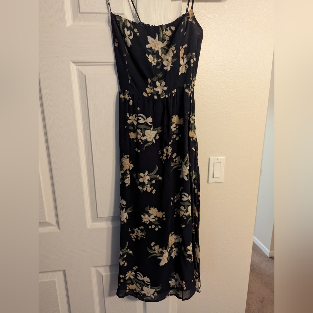 Reformation Rosehip Midi Dress - fit & flare  - in Navy Floral size 8